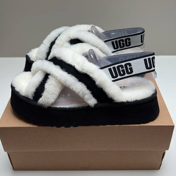 UGG Disco Cross Slide Brand New in Box w/Tag Size 9 Black White - Picture 2 of 9